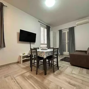 Apartamento Family Flat Near Metro A, Roma