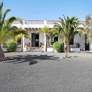 villa-finca-emblematica-n3-liria.in-canary-islands.com/